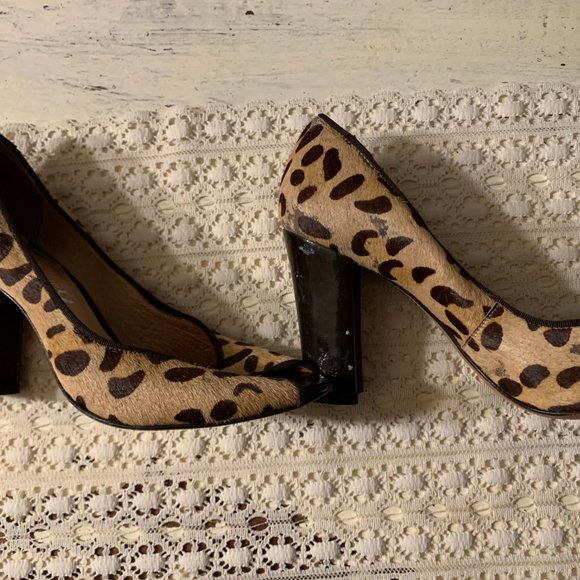 Rare Boutique 9 Cheetah Print Peep Toe Pumps - Picture 3 of 5